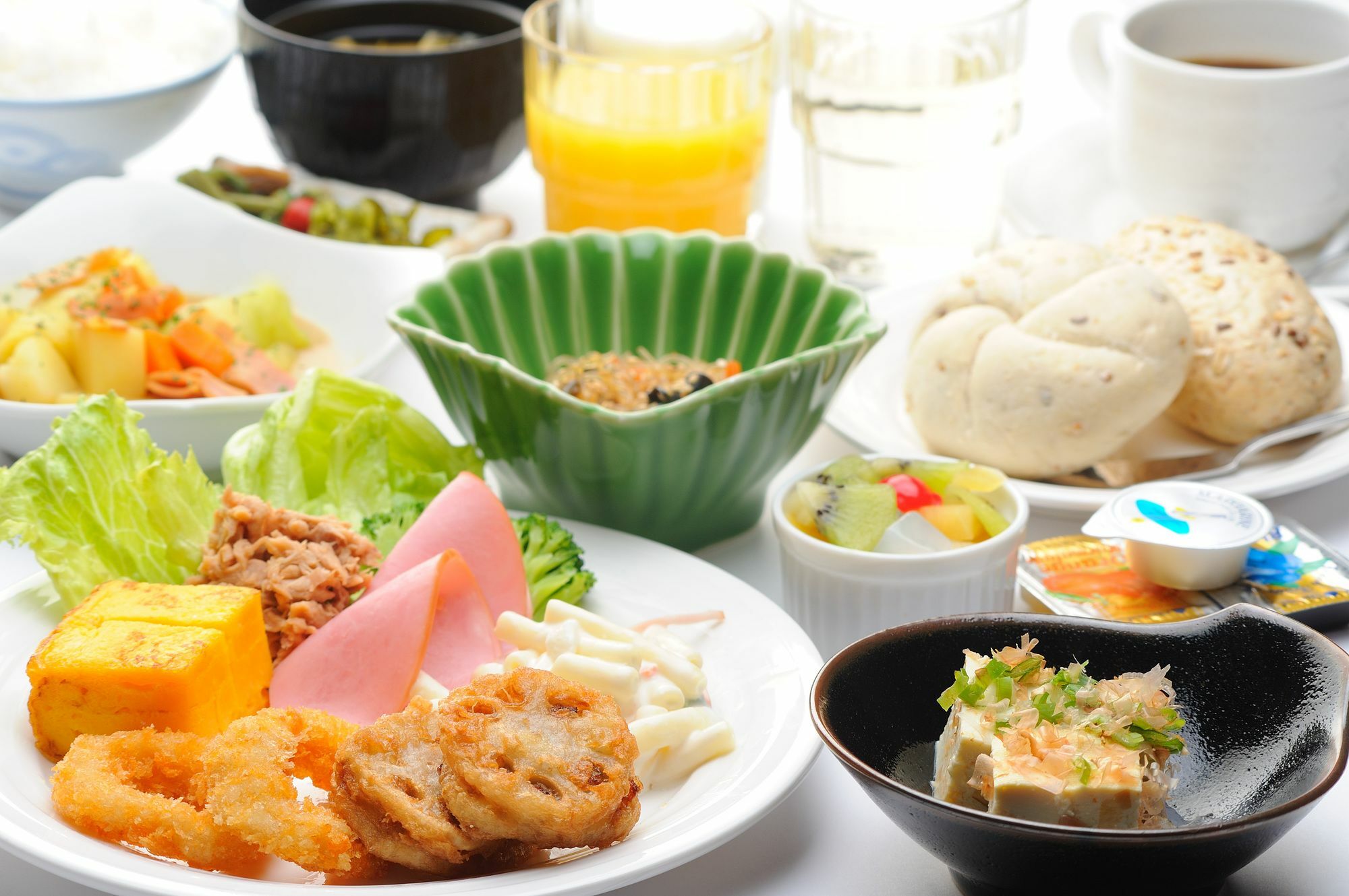 Hotel Route-Inn Ebina Ekimae Екстериор снимка